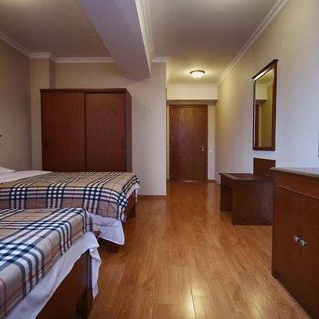 Bagrati 1003 Ξενοδοχείο Κουτάισι Εξωτερικό φωτογραφία