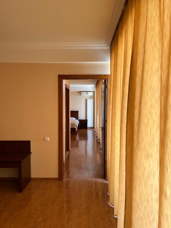 Bagrati 1003 Ξενοδοχείο Κουτάισι Εξωτερικό φωτογραφία